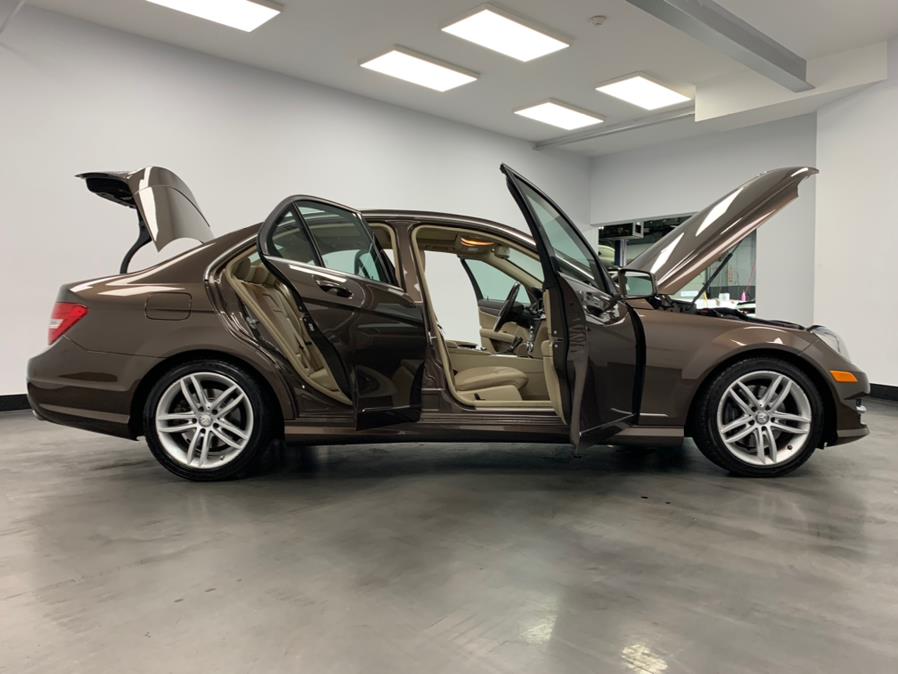 Used Mercedes-Benz C-Class 4dr Sdn C300 Sport 4MATIC 2014 | M Auto Group. Elizabeth, New Jersey Used Mercedes-Benz C-Class 4dr Sdn C300 Sport 4MATIC 2014 | M Auto Group. Elizabeth, New Jersey