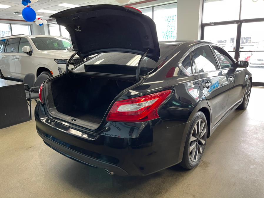 Used Nissan Altima 4dr Sdn I4 2.5 SV 2016 | 5 Towns Drive. Inwood, New York Used Nissan Altima 4dr Sdn I4 2.5 SV 2016 | 5 Towns Drive. Inwood, New York
