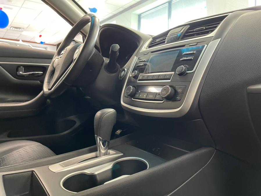 Used Nissan Altima 4dr Sdn I4 2.5 SV 2016 | 5 Towns Drive. Inwood, New York Used Nissan Altima 4dr Sdn I4 2.5 SV 2016 | 5 Towns Drive. Inwood, New York