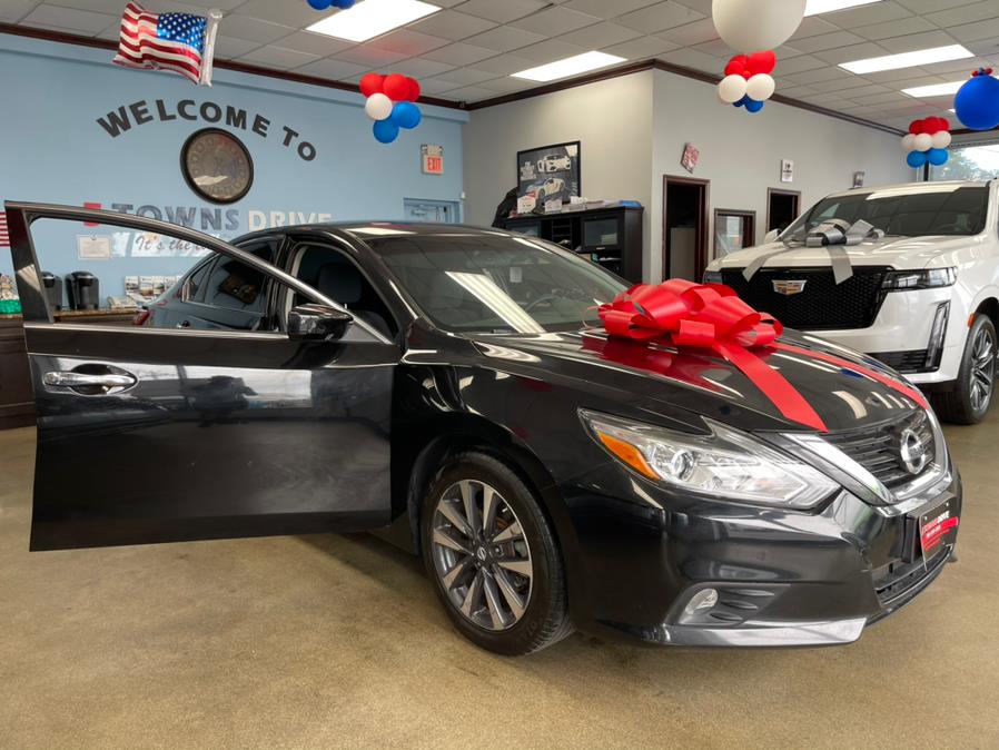 Used Nissan Altima 4dr Sdn I4 2.5 SV 2016 | 5 Towns Drive. Inwood, New York Used Nissan Altima 4dr Sdn I4 2.5 SV 2016 | 5 Towns Drive. Inwood, New York