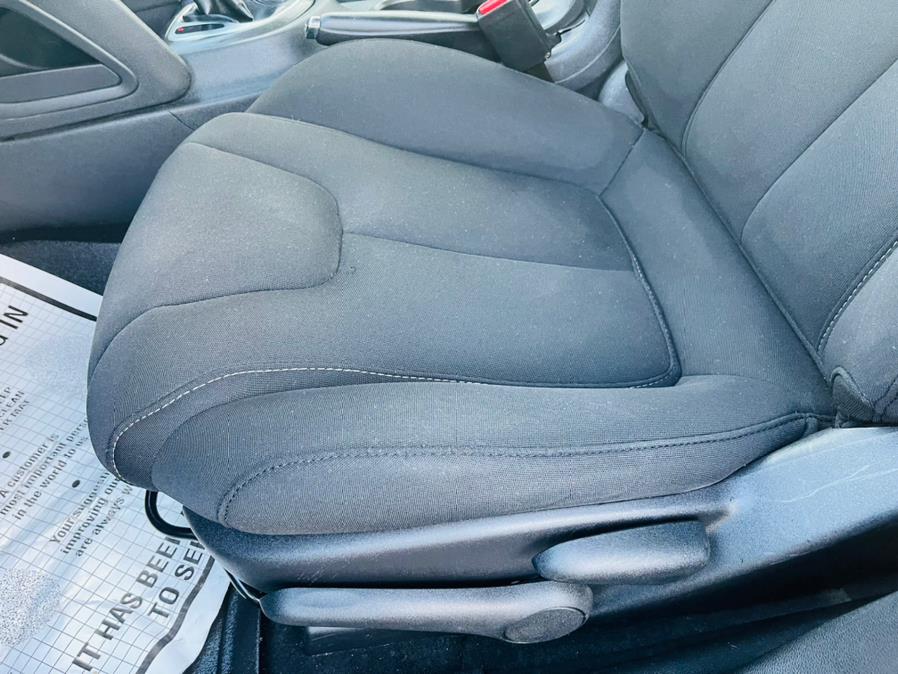 Used Dodge Dart 4dr Sdn SXT 2013 | Supreme Automotive. New Britain, Connecticut Used Dodge Dart 4dr Sdn SXT 2013 | Supreme Automotive. New Britain, Connecticut