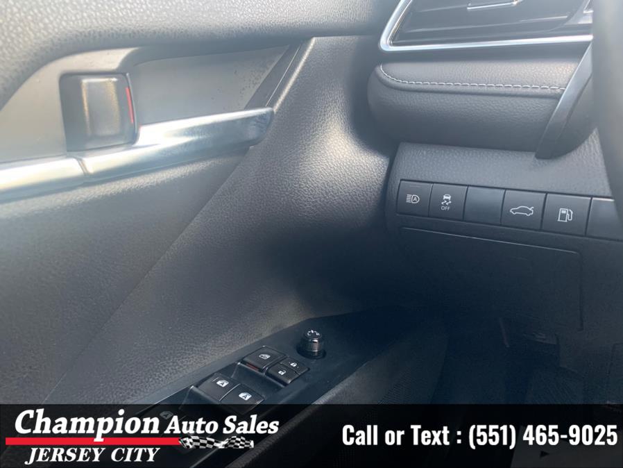 Used Toyota Camry SE Auto (Natl) 2018 | Champion Auto Sales of JC. Jersey City, New Jersey Used Toyota Camry SE Auto (Natl) 2018 | Champion Auto Sales of JC. Jersey City, New Jersey