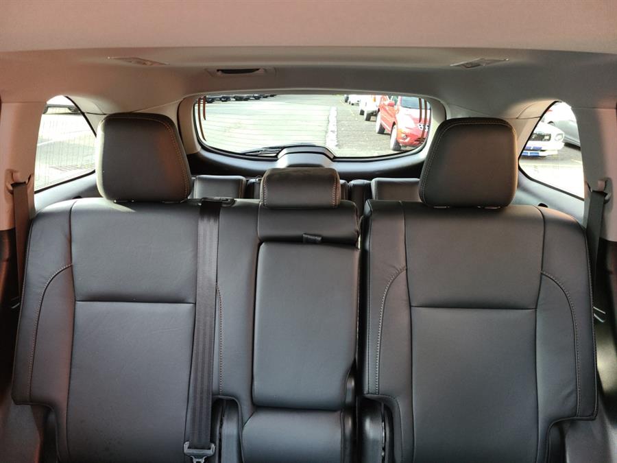Used Toyota Highlander XLE V6 AWD 2018 | National Auto Brokers, Inc.. Waterbury, Connecticut Used Toyota Highlander XLE V6 AWD 2018 | National Auto Brokers, Inc.. Waterbury, Connecticut