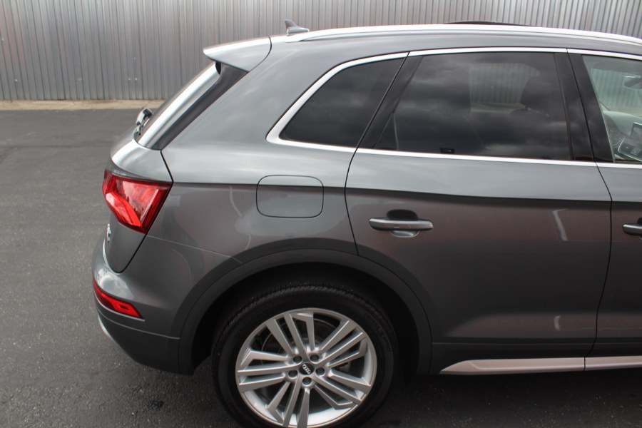 Used Audi Q5 2.0 TFSI Tech Prestige 2018 | Car Tec Enterprise Leasing & Sales LLC. Deer Park, New York Used Audi Q5 2.0 TFSI Tech Prestige 2018 | Car Tec Enterprise Leasing & Sales LLC. Deer Park, New York