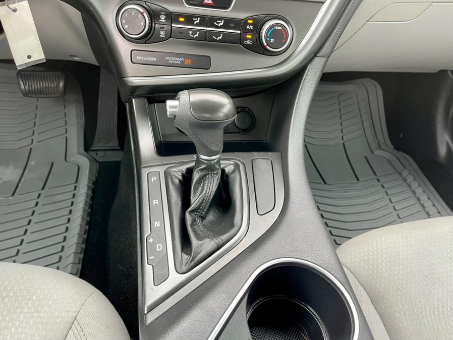 Used Kia Optima 4dr Sdn LX 2015 | Mike And Tony Auto Sales, Inc. South Windsor, Connecticut Used Kia Optima 4dr Sdn LX 2015 | Mike And Tony Auto Sales, Inc. South Windsor, Connecticut