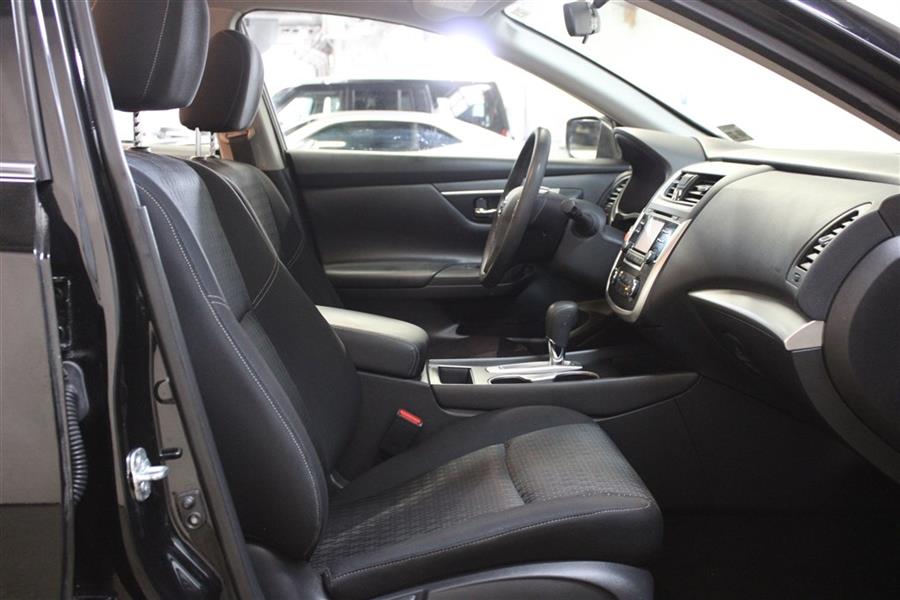 Used Nissan Altima 2.5 2016 | Fast Track Motors. Paterson, New Jersey Used Nissan Altima 2.5 2016 | Fast Track Motors. Paterson, New Jersey