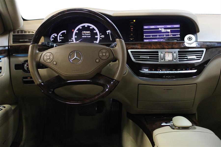 2013 Mercedes-benz s 550 4MATIC, available for sale in Paterson, New Jersey | Fast Track Motors. Paterson, New Jersey 2013 Mercedes-benz s 550 4MATIC, available for sale in Paterson, New Jersey | Fast Track Motors. Paterson, New Jersey
