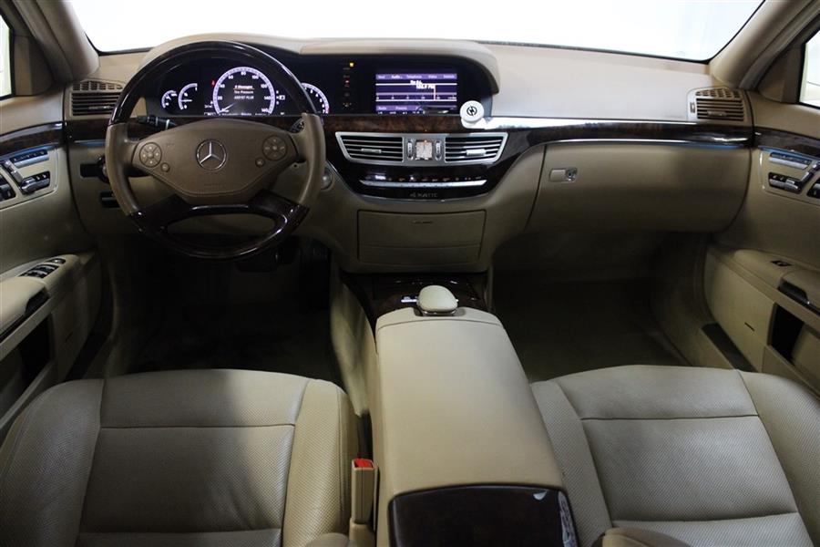 2013 Mercedes-benz s 550 4MATIC, available for sale in Paterson, New Jersey | Fast Track Motors. Paterson, New Jersey 2013 Mercedes-benz s 550 4MATIC, available for sale in Paterson, New Jersey | Fast Track Motors. Paterson, New Jersey