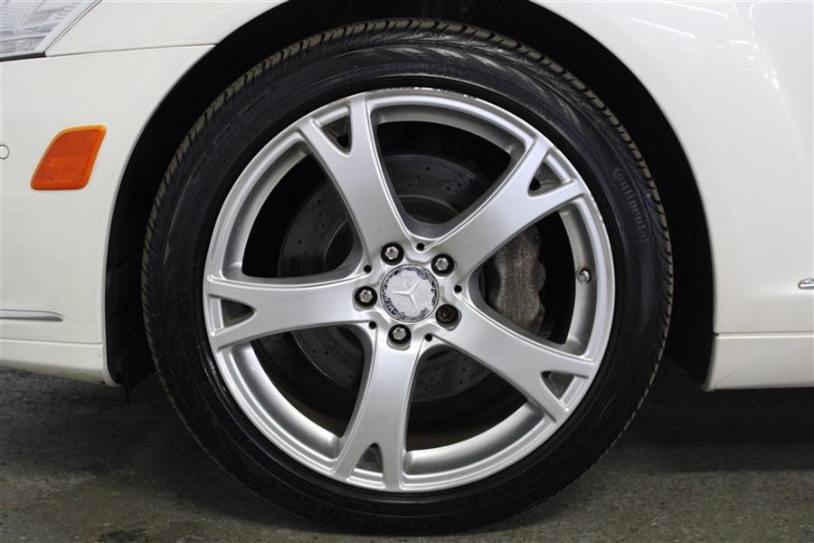2013 Mercedes-benz s 550 4MATIC, available for sale in Paterson, New Jersey | Fast Track Motors. Paterson, New Jersey 2013 Mercedes-benz s 550 4MATIC, available for sale in Paterson, New Jersey | Fast Track Motors. Paterson, New Jersey