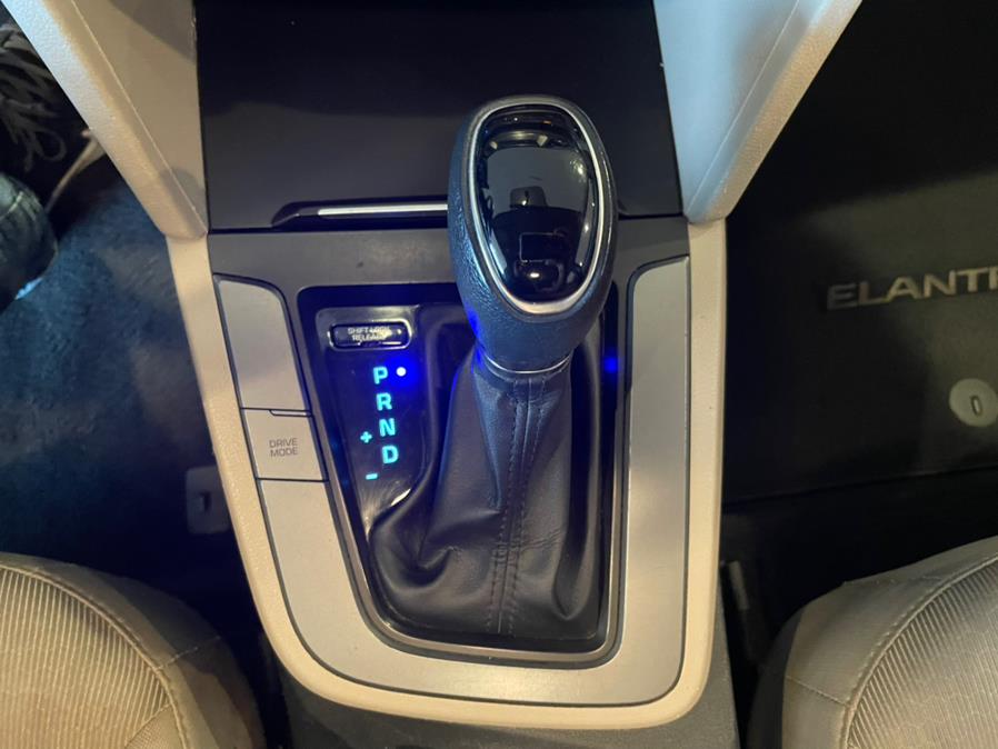 Used Hyundai Elantra Value Edition 2.0L Auto (Alabama) 2017 | AutoMax. West Hartford, Connecticut Used Hyundai Elantra Value Edition 2.0L Auto (Alabama) 2017 | AutoMax. West Hartford, Connecticut