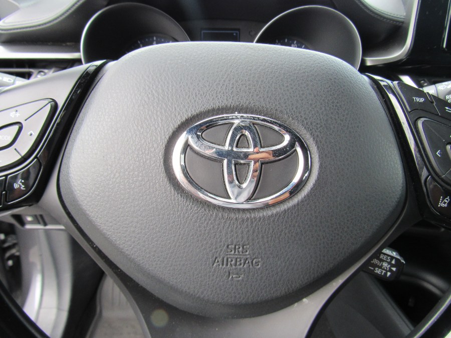 2018 Toyota C-HR XLE Premium FWD (Natl), available for sale in Irvington, New Jersey | NJ Used Cars Center. Irvington, New Jersey 2018 Toyota C-HR XLE Premium FWD (Natl), available for sale in Irvington, New Jersey | NJ Used Cars Center. Irvington, New Jersey