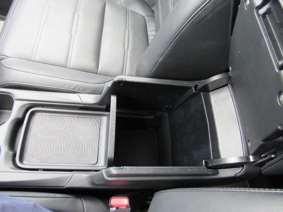 Used Honda CR-V EX-L 2WD 2019 | NJ Used Cars Center. Irvington, New Jersey Used Honda CR-V EX-L 2WD 2019 | NJ Used Cars Center. Irvington, New Jersey