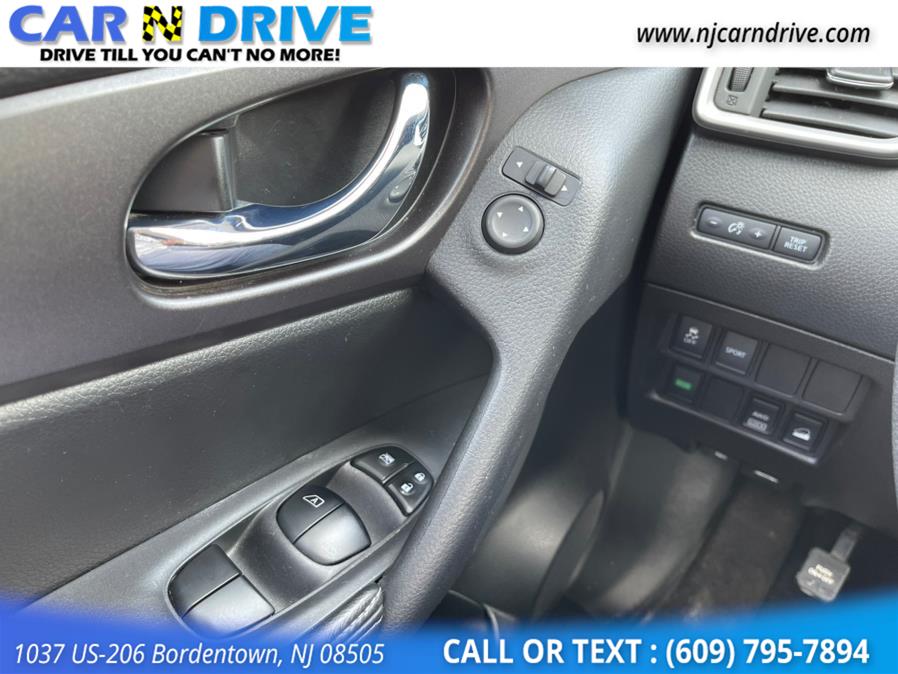 2016 Nissan Rogue SV AWD, available for sale in Bordentown, New Jersey | Car N Drive. Bordentown, New Jersey 2016 Nissan Rogue SV AWD, available for sale in Bordentown, New Jersey | Car N Drive. Bordentown, New Jersey