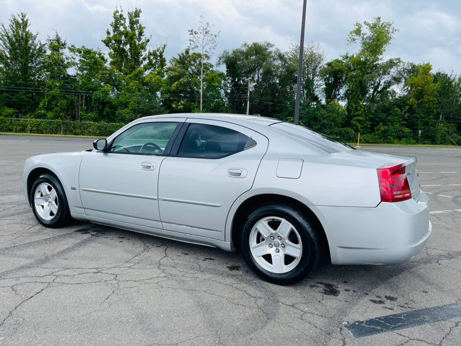 Used Dodge Charger 4dr Sdn RWD 2006 | Supreme Automotive. New Britain, Connecticut Used Dodge Charger 4dr Sdn RWD 2006 | Supreme Automotive. New Britain, Connecticut