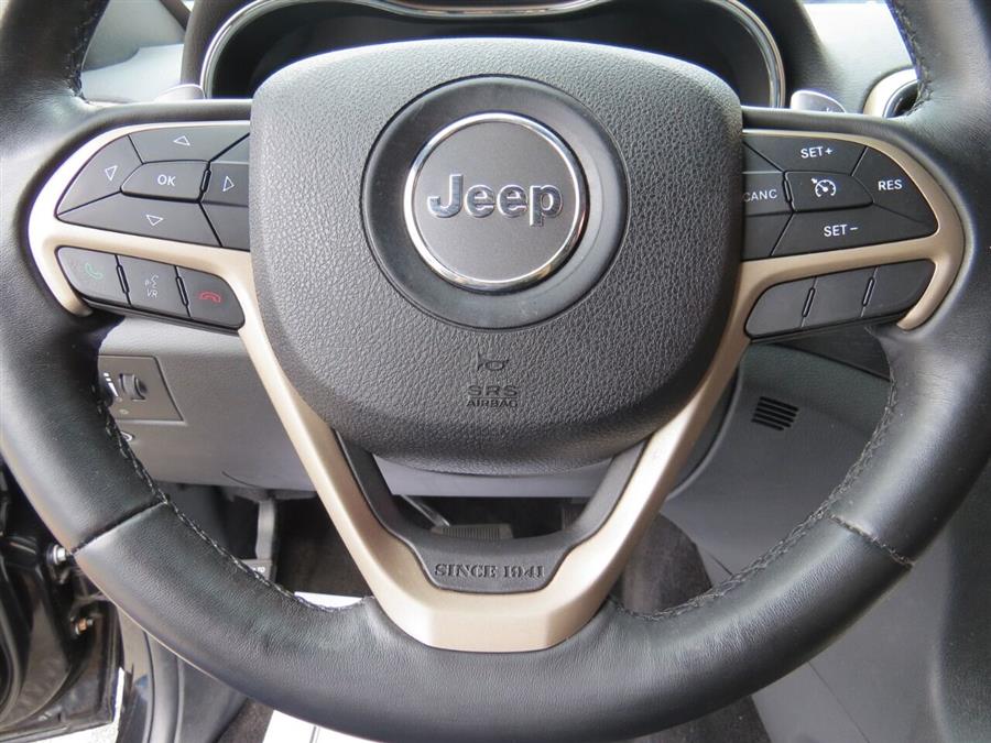 Used Jeep Grand Cherokee Laredo E 4x4 4dr SUV 2015 | Lake City Exports Inc. Auburn, Maine Used Jeep Grand Cherokee Laredo E 4x4 4dr SUV 2015 | Lake City Exports Inc. Auburn, Maine
