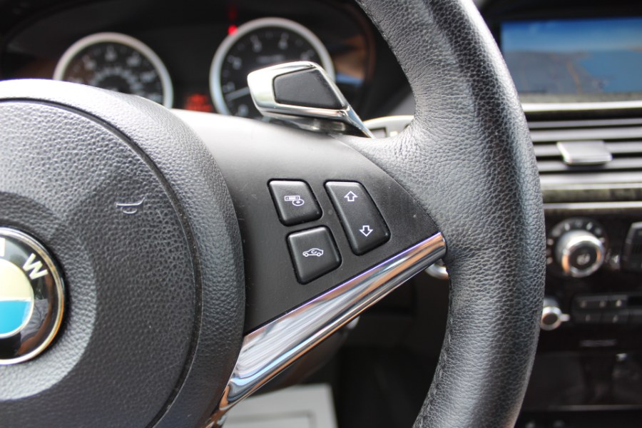 2010 BMW 6 Series 2dr Cpe 650i, available for sale in Great Neck, New York | Great Neck Car Buyers & Sellers. Great Neck, New York 2010 BMW 6 Series 2dr Cpe 650i, available for sale in Great Neck, New York | Great Neck Car Buyers & Sellers. Great Neck, New York
