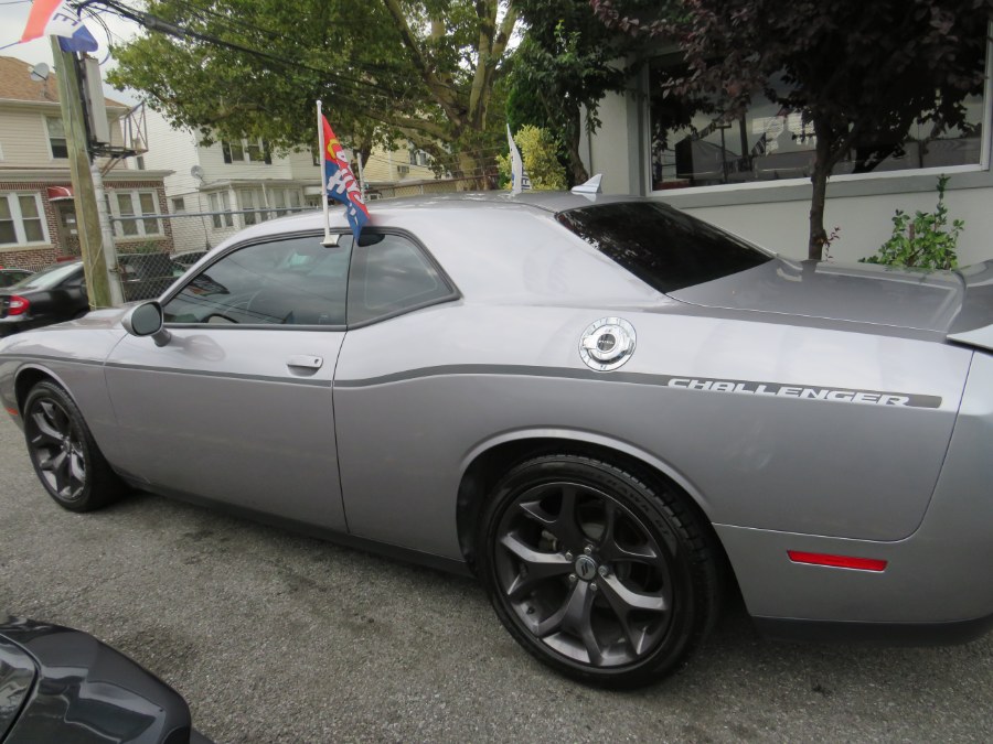 Used Dodge Challenger SXT PLUS 2018 | Road Masters II INC. Middle Village, New York Used Dodge Challenger SXT PLUS 2018 | Road Masters II INC. Middle Village, New York
