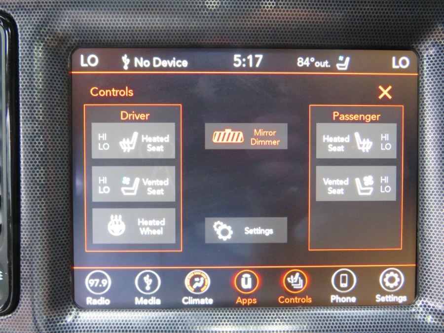 Used Dodge Challenger SXT PLUS 2018 | Road Masters II INC. Middle Village, New York Used Dodge Challenger SXT PLUS 2018 | Road Masters II INC. Middle Village, New York