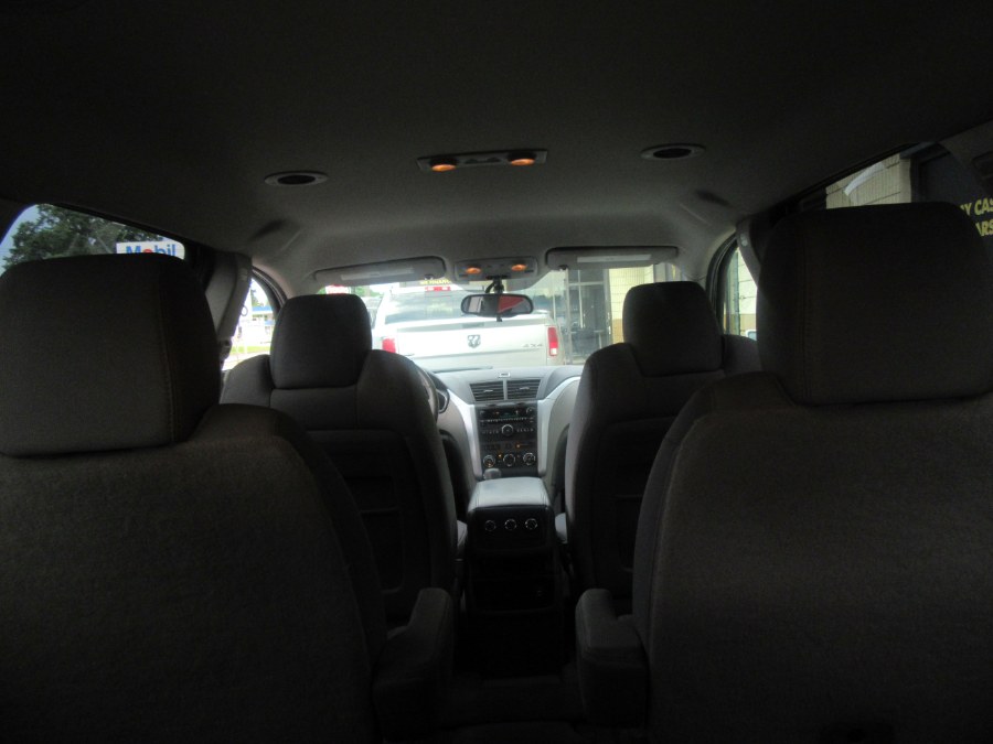 2011 Chevrolet Traverse 4dr LT w/1LT, available for sale in Little Ferry, New Jersey | Royalty Auto Sales. Little Ferry, New Jersey 2011 Chevrolet Traverse 4dr LT w/1LT, available for sale in Little Ferry, New Jersey | Royalty Auto Sales. Little Ferry, New Jersey