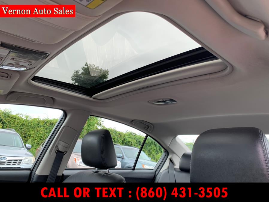 2011 Subaru Legacy 4dr Sdn H4 Auto 2.5i Ltd Pwr Moon, available for sale in Manchester, Connecticut | Vernon Auto Sale & Service. Manchester, Connecticut 2011 Subaru Legacy 4dr Sdn H4 Auto 2.5i Ltd Pwr Moon, available for sale in Manchester, Connecticut | Vernon Auto Sale & Service. Manchester, Connecticut