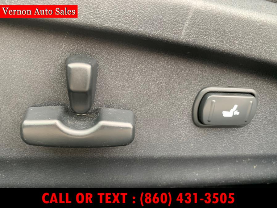 2011 Subaru Legacy 4dr Sdn H4 Auto 2.5i Ltd Pwr Moon, available for sale in Manchester, Connecticut | Vernon Auto Sale & Service. Manchester, Connecticut 2011 Subaru Legacy 4dr Sdn H4 Auto 2.5i Ltd Pwr Moon, available for sale in Manchester, Connecticut | Vernon Auto Sale & Service. Manchester, Connecticut