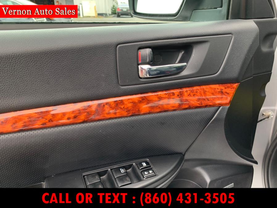 2011 Subaru Legacy 4dr Sdn H4 Auto 2.5i Ltd Pwr Moon, available for sale in Manchester, Connecticut | Vernon Auto Sale & Service. Manchester, Connecticut 2011 Subaru Legacy 4dr Sdn H4 Auto 2.5i Ltd Pwr Moon, available for sale in Manchester, Connecticut | Vernon Auto Sale & Service. Manchester, Connecticut
