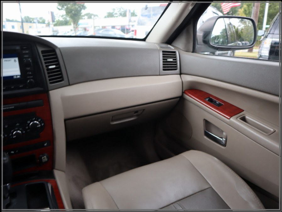 Used Jeep Grand Cherokee 4dr Limited 4WD 2005 | My Auto Inc.. Huntington Station, New York Used Jeep Grand Cherokee 4dr Limited 4WD 2005 | My Auto Inc.. Huntington Station, New York