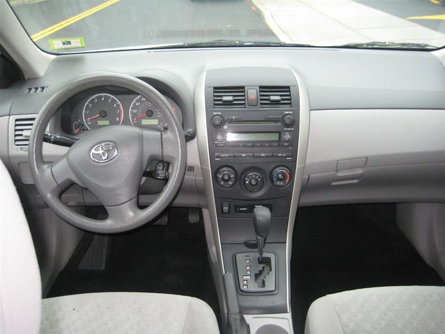 2009 Toyota Corolla LE 4dr Sedan 4A, available for sale in Massapequa, New York | Rite Choice Auto Inc.. Massapequa, New York 2009 Toyota Corolla LE 4dr Sedan 4A, available for sale in Massapequa, New York | Rite Choice Auto Inc.. Massapequa, New York