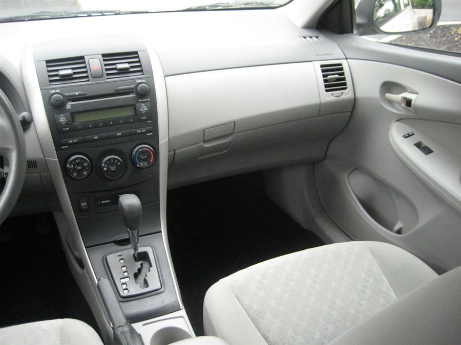2009 Toyota Corolla LE 4dr Sedan 4A, available for sale in Massapequa, New York | Rite Choice Auto Inc.. Massapequa, New York 2009 Toyota Corolla LE 4dr Sedan 4A, available for sale in Massapequa, New York | Rite Choice Auto Inc.. Massapequa, New York
