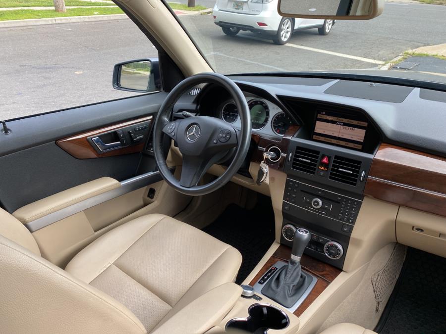 Used Mercedes-Benz GLK-Class 4MATIC 4dr GLK350 2010 | Village Auto Sales. Milford, Connecticut Used Mercedes-Benz GLK-Class 4MATIC 4dr GLK350 2010 | Village Auto Sales. Milford, Connecticut