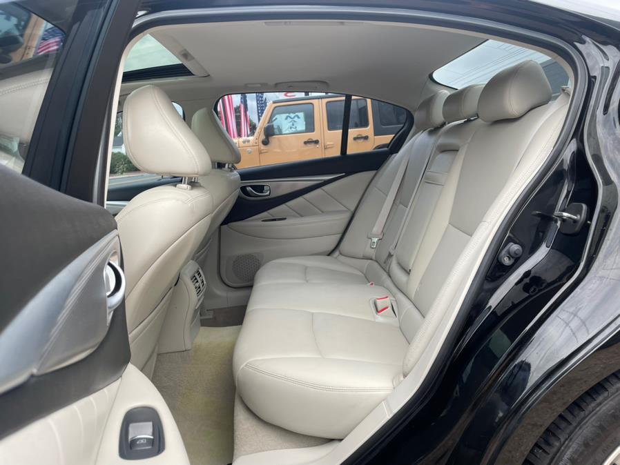 Used INFINITI Q50 4dr Sdn Premium AWD 2014 | Carsonmain LLC. Manchester, Connecticut Used INFINITI Q50 4dr Sdn Premium AWD 2014 | Carsonmain LLC. Manchester, Connecticut
