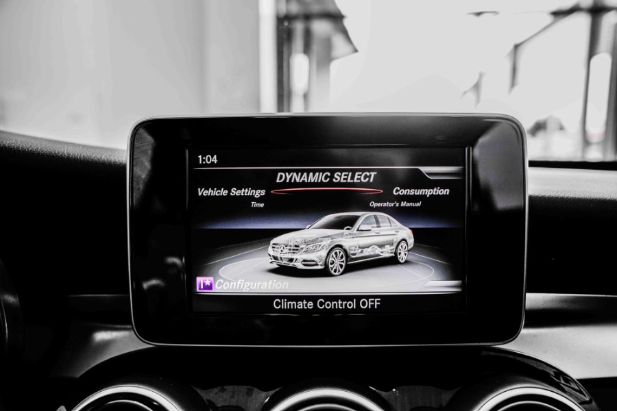 Used Mercedes-Benz C-Class C 300 4MATIC Sedan 2018 | 26 Motors Corp. Bronx, New York Used Mercedes-Benz C-Class C 300 4MATIC Sedan 2018 | 26 Motors Corp. Bronx, New York