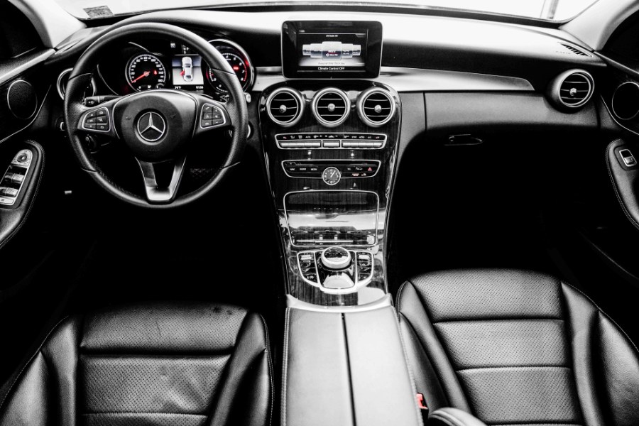 Used Mercedes-Benz C-Class C 300 4MATIC Sedan 2018 | 26 Motors Corp. Bronx, New York Used Mercedes-Benz C-Class C 300 4MATIC Sedan 2018 | 26 Motors Corp. Bronx, New York