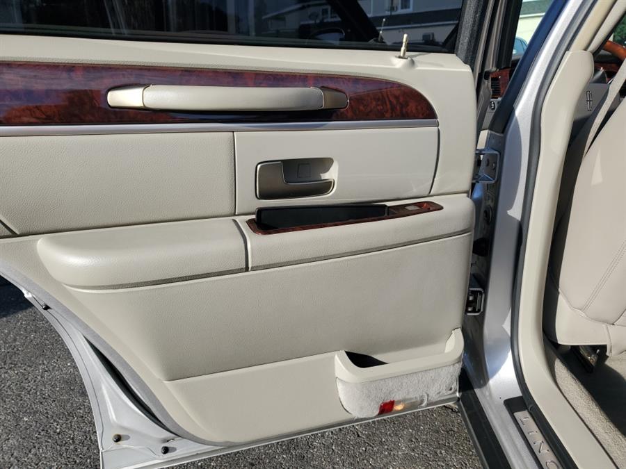 2011 Lincoln Town Car 4dr Sdn Signature Limited, available for sale in Springfield, Massachusetts | Absolute Motors Inc. Springfield, Massachusetts 2011 Lincoln Town Car 4dr Sdn Signature Limited, available for sale in Springfield, Massachusetts | Absolute Motors Inc. Springfield, Massachusetts