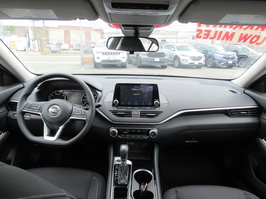 Used Nissan Altima 2.5 SV Sedan 2021 | NJ Used Cars Center. Irvington, New Jersey Used Nissan Altima 2.5 SV Sedan 2021 | NJ Used Cars Center. Irvington, New Jersey