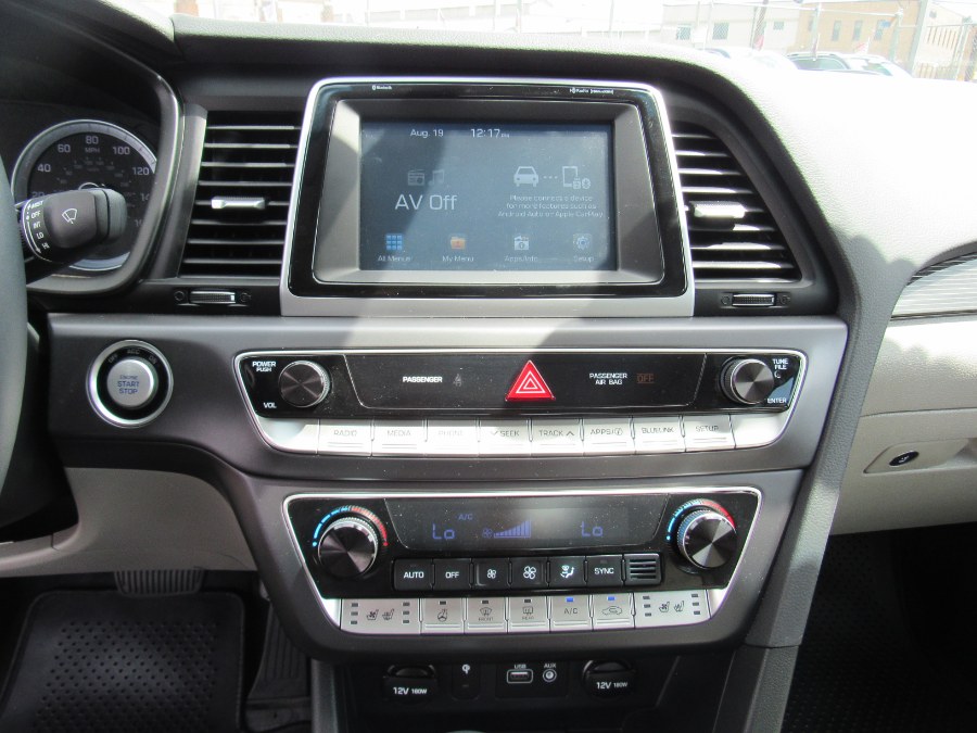 2018 Hyundai Sonata Limited, available for sale in Irvington, New Jersey | NJ Used Cars Center. Irvington, New Jersey 2018 Hyundai Sonata Limited, available for sale in Irvington, New Jersey | NJ Used Cars Center. Irvington, New Jersey
