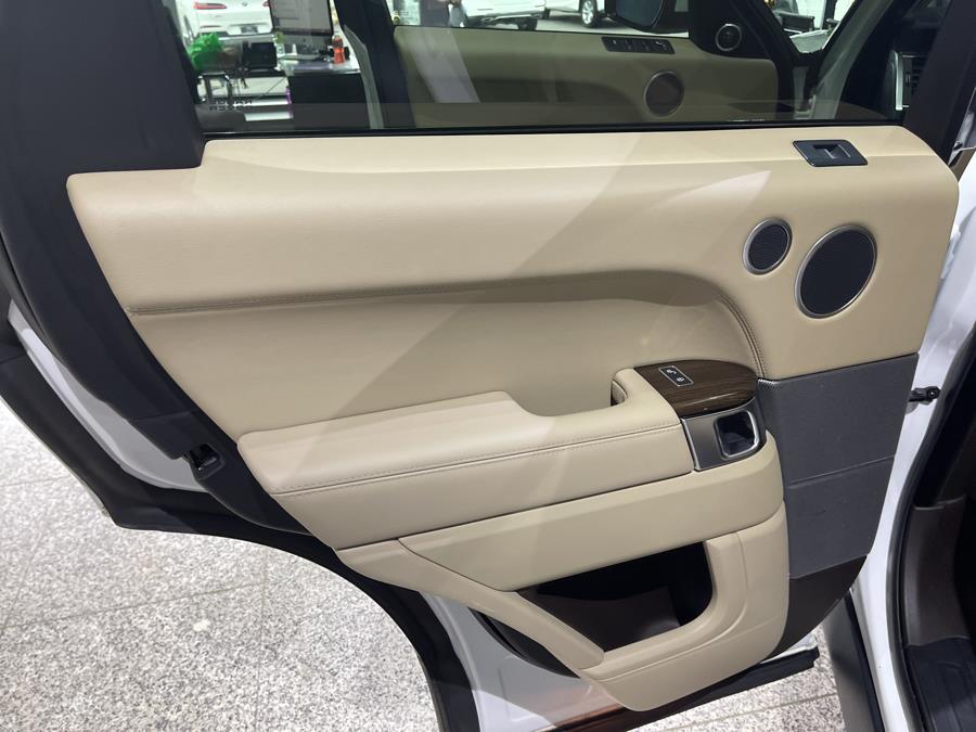 Used Land Rover Range Rover Sport 4WD 4dr V6 SE 2016 | Dream Car Gallery. Woodbury, New York Used Land Rover Range Rover Sport 4WD 4dr V6 SE 2016 | Dream Car Gallery. Woodbury, New York