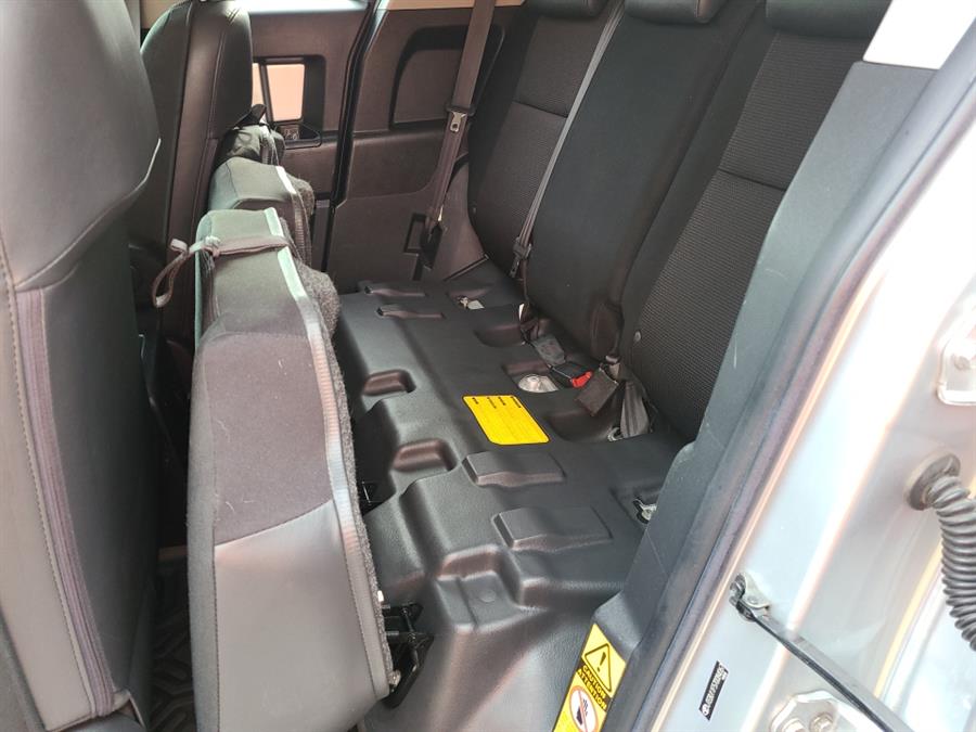 2007 Toyota FJ Cruiser 4WD 4dr Auto, available for sale in Waterbury, Connecticut | National Auto Brokers, Inc.. Waterbury, Connecticut 2007 Toyota FJ Cruiser 4WD 4dr Auto, available for sale in Waterbury, Connecticut | National Auto Brokers, Inc.. Waterbury, Connecticut