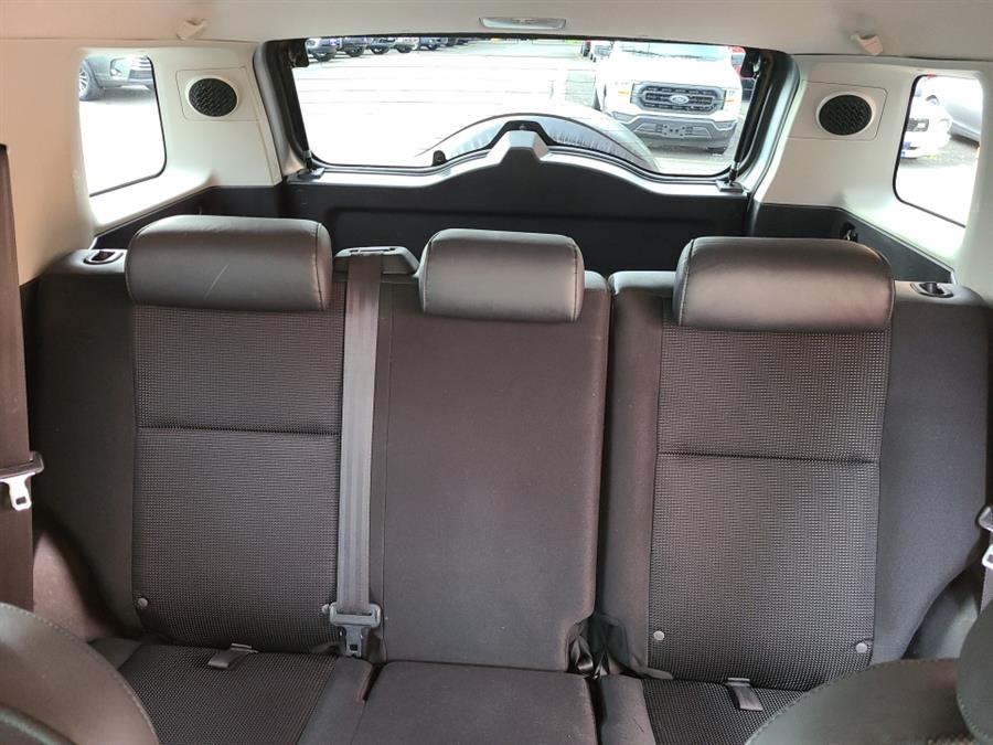 2007 Toyota FJ Cruiser 4WD 4dr Auto, available for sale in Waterbury, Connecticut | National Auto Brokers, Inc.. Waterbury, Connecticut 2007 Toyota FJ Cruiser 4WD 4dr Auto, available for sale in Waterbury, Connecticut | National Auto Brokers, Inc.. Waterbury, Connecticut
