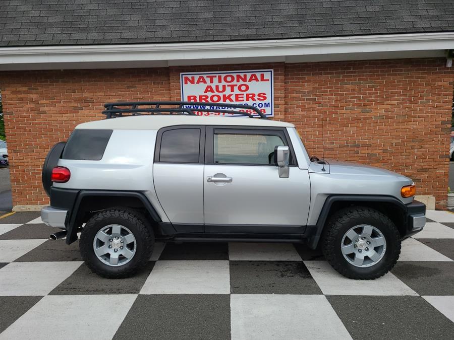 2007 Toyota FJ Cruiser 4WD 4dr Auto, available for sale in Waterbury, Connecticut | National Auto Brokers, Inc.. Waterbury, Connecticut 2007 Toyota FJ Cruiser 4WD 4dr Auto, available for sale in Waterbury, Connecticut | National Auto Brokers, Inc.. Waterbury, Connecticut