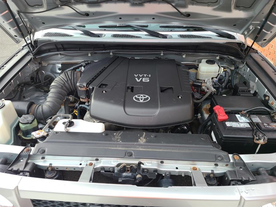 2007 Toyota FJ Cruiser 4WD 4dr Auto, available for sale in Waterbury, Connecticut | National Auto Brokers, Inc.. Waterbury, Connecticut 2007 Toyota FJ Cruiser 4WD 4dr Auto, available for sale in Waterbury, Connecticut | National Auto Brokers, Inc.. Waterbury, Connecticut