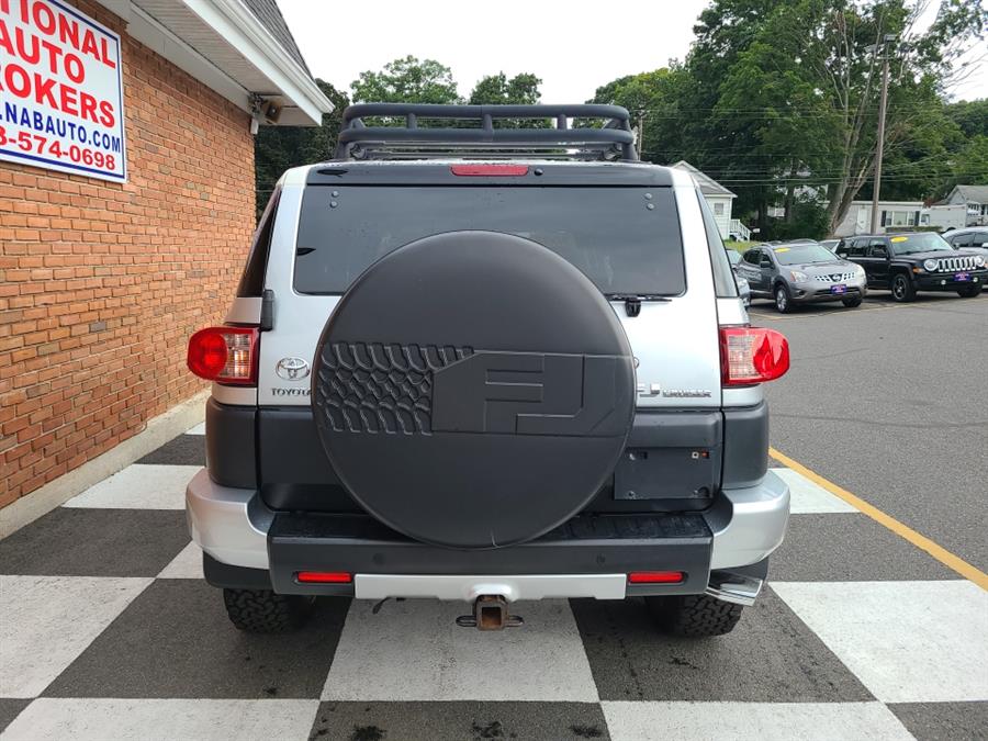 2007 Toyota FJ Cruiser 4WD 4dr Auto, available for sale in Waterbury, Connecticut | National Auto Brokers, Inc.. Waterbury, Connecticut 2007 Toyota FJ Cruiser 4WD 4dr Auto, available for sale in Waterbury, Connecticut | National Auto Brokers, Inc.. Waterbury, Connecticut