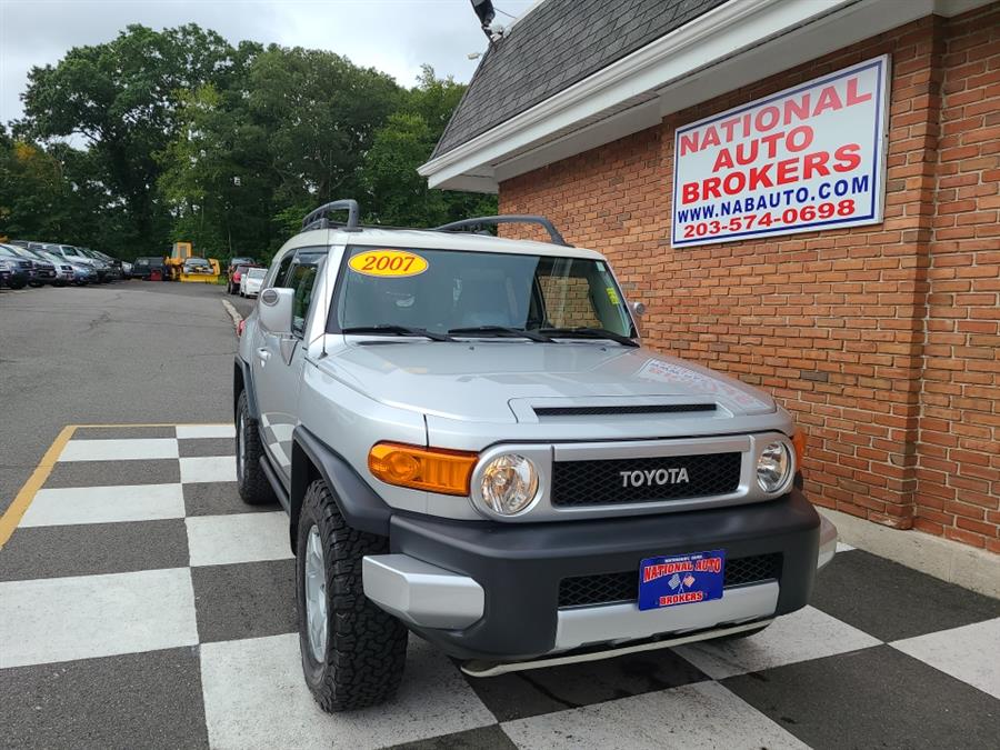 2007 Toyota FJ Cruiser 4WD 4dr Auto, available for sale in Waterbury, Connecticut | National Auto Brokers, Inc.. Waterbury, Connecticut 2007 Toyota FJ Cruiser 4WD 4dr Auto, available for sale in Waterbury, Connecticut | National Auto Brokers, Inc.. Waterbury, Connecticut