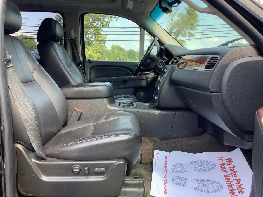 Used GMC Yukon XL 4WD 4dr 2500 SLT 2010 | Marsh Auto Sales LLC. Ortonville, Michigan Used GMC Yukon XL 4WD 4dr 2500 SLT 2010 | Marsh Auto Sales LLC. Ortonville, Michigan