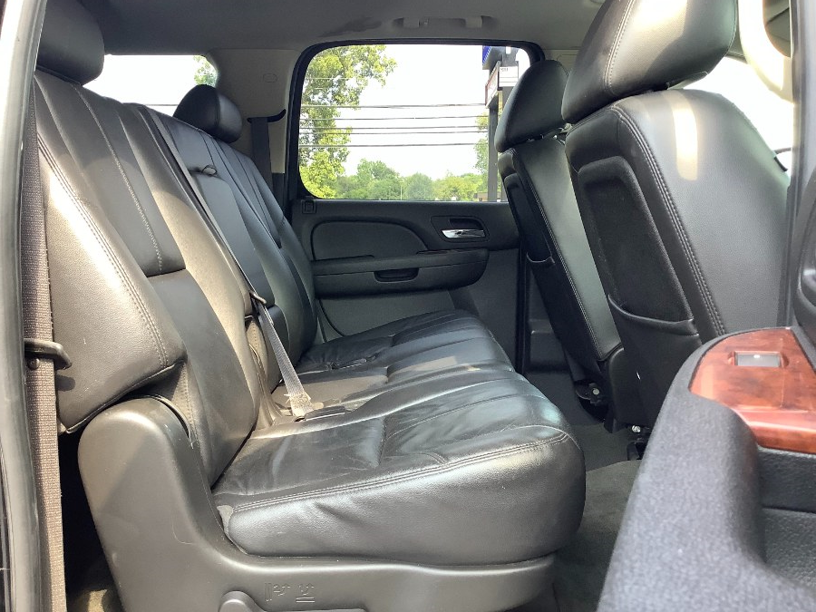 Used GMC Yukon XL 4WD 4dr 2500 SLT 2010 | Marsh Auto Sales LLC. Ortonville, Michigan Used GMC Yukon XL 4WD 4dr 2500 SLT 2010 | Marsh Auto Sales LLC. Ortonville, Michigan