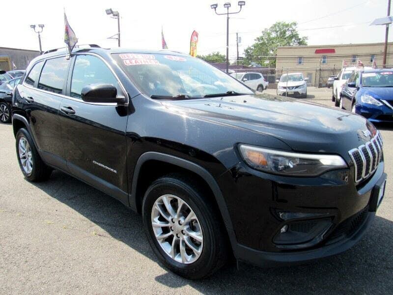 Used Jeep Cherokee Latitude Plus 4x4 2019 | NJ Used Cars Center. Irvington, New Jersey Used Jeep Cherokee Latitude Plus 4x4 2019 | NJ Used Cars Center. Irvington, New Jersey