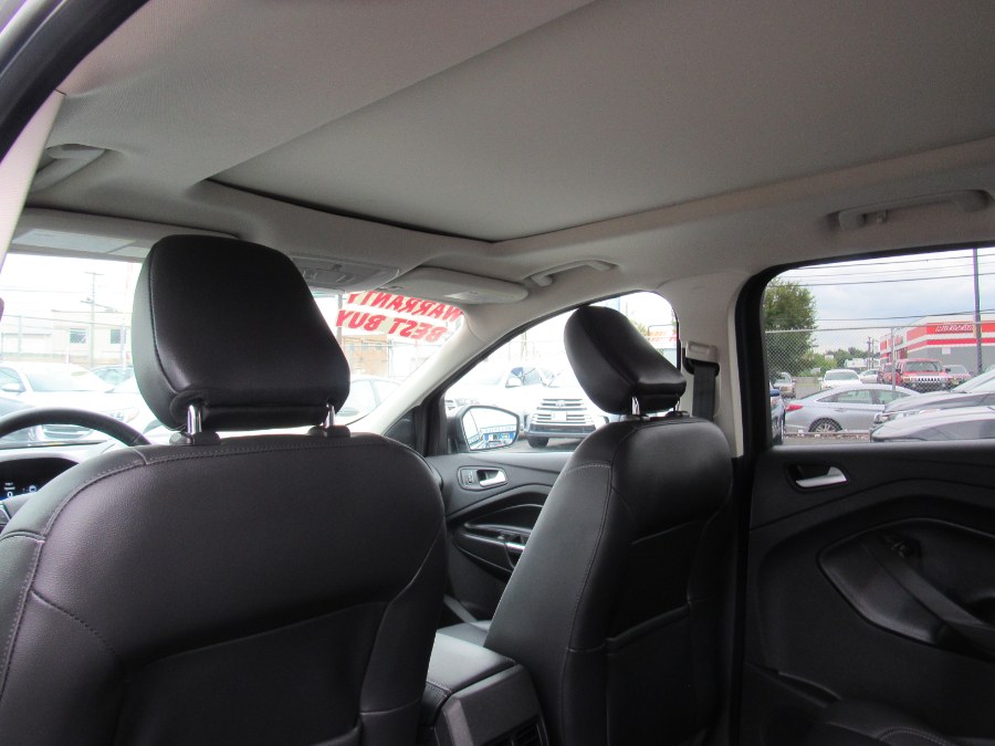 Used Ford Escape SEL 4WD 2019 | NJ Used Cars Center. Irvington, New Jersey Used Ford Escape SEL 4WD 2019 | NJ Used Cars Center. Irvington, New Jersey