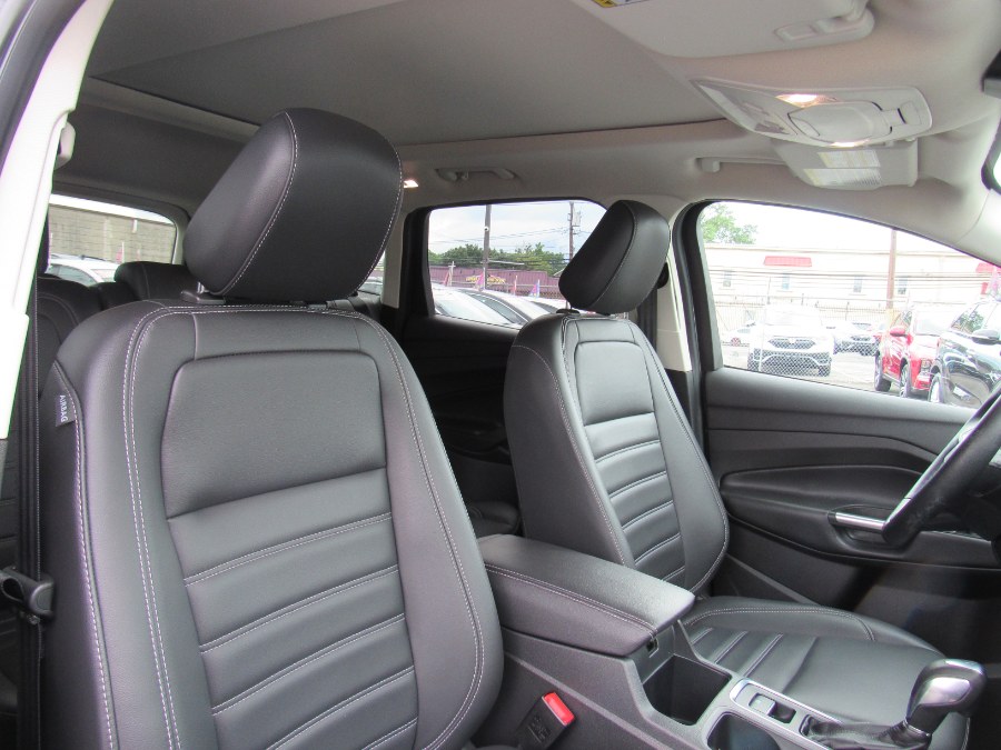 Used Ford Escape SEL 4WD 2019 | NJ Used Cars Center. Irvington, New Jersey Used Ford Escape SEL 4WD 2019 | NJ Used Cars Center. Irvington, New Jersey