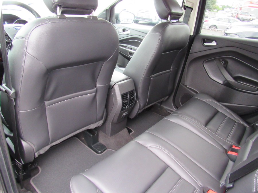 Used Ford Escape SEL 4WD 2019 | NJ Used Cars Center. Irvington, New Jersey Used Ford Escape SEL 4WD 2019 | NJ Used Cars Center. Irvington, New Jersey