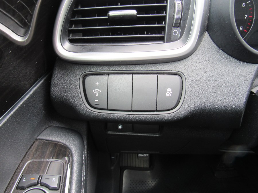 Used Kia Sorento LX V6 AWD 2020 | NJ Used Cars Center. Irvington, New Jersey Used Kia Sorento LX V6 AWD 2020 | NJ Used Cars Center. Irvington, New Jersey